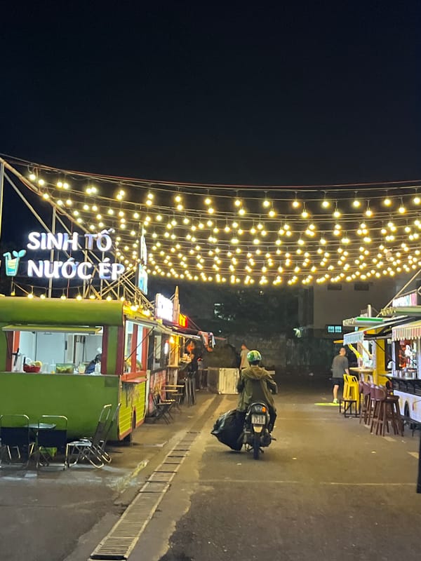 Daily life moments captured across Bac Nha Trang Ward