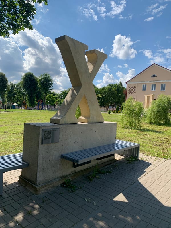 Daily life documented across Kapyĺ, Belarus in 13-minute afternoon walk