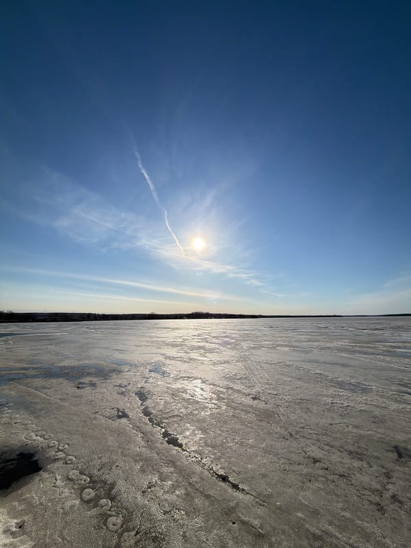 Spring day documentation captures frozen lake, streets, shops in Votkinsk