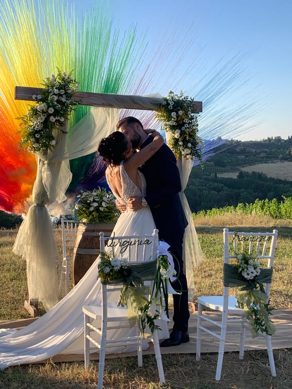 Outdoor wedding ceremony in the Tuscan hills of Montepulciano