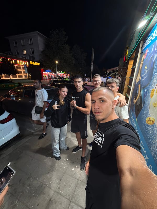 Night stroll through Ruse's lit-up city center