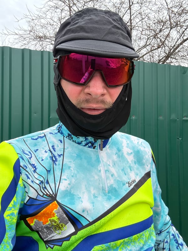 Cyclist takes outdoor selfie in Moscow wearing athletic gear