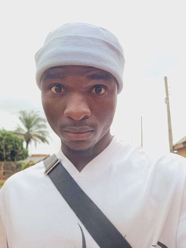Young man documents plantation visit in Bukuru, Nigeria