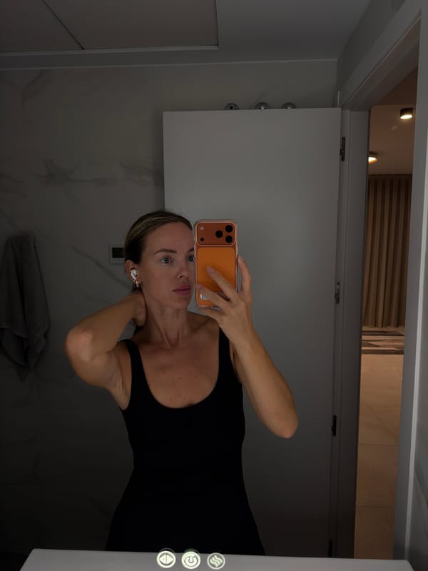Bathroom mirror selfie in Finestrat, Spain