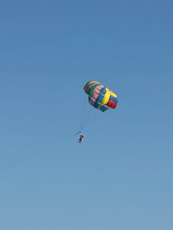 Parasailing and watersports off the Boreti coast