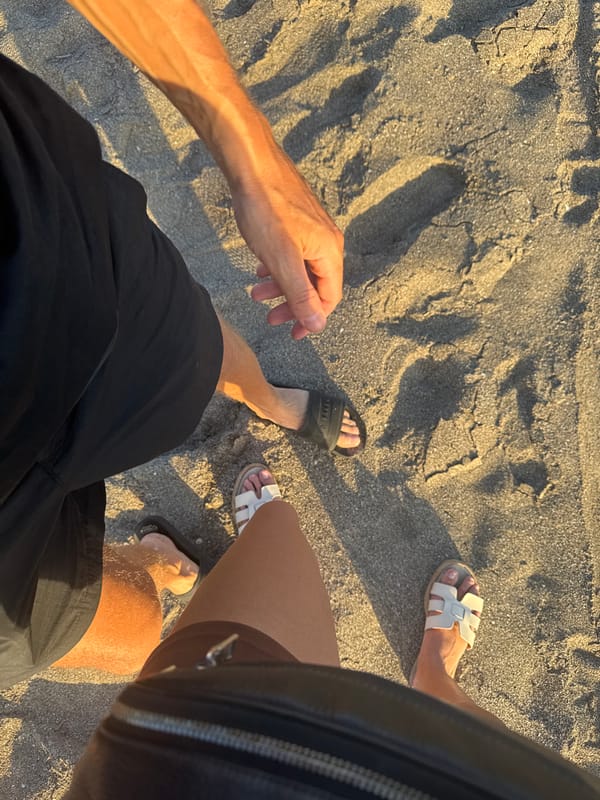 Ordinary beach day documented at North Kuta, Indonesia