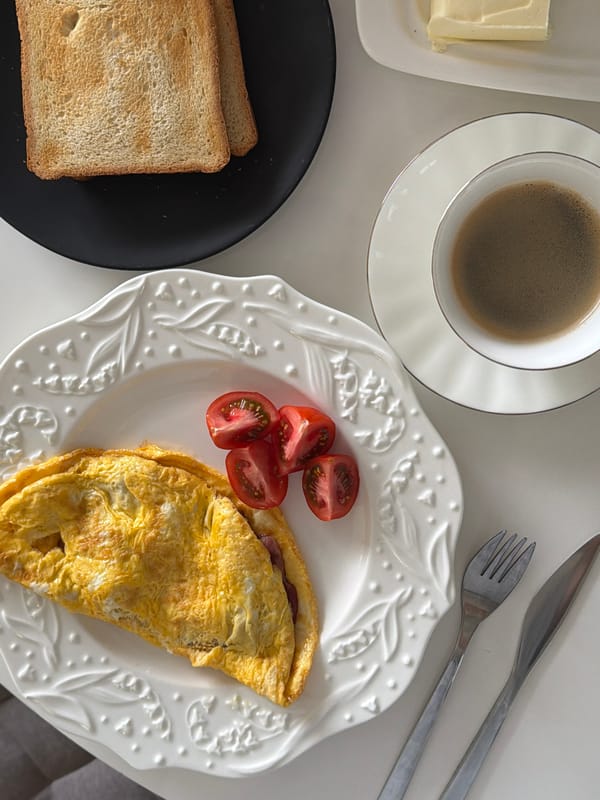 Morning breakfast and pet captured in Khimki household