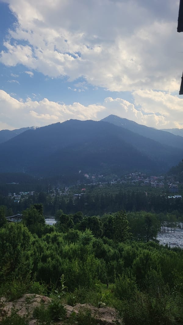 Daily life documented in mountain village Vashisht, India