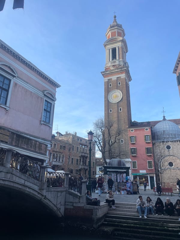 Venice tourists observe iconic campanile and gondola scenes