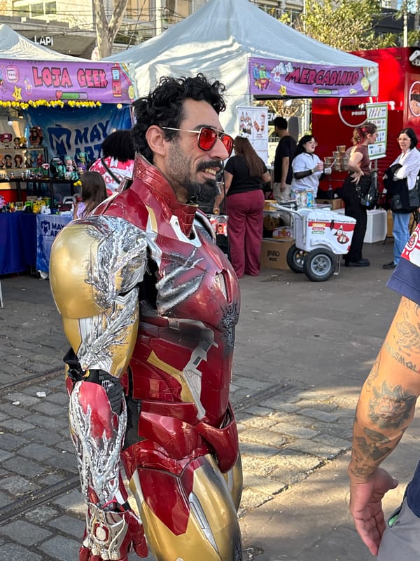 Iron Man costume spotted at São Paulo street market