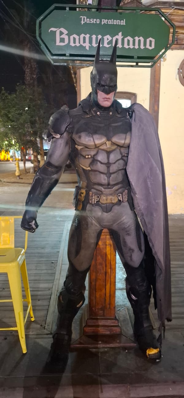 Batman costumed figure spotted on Iquique pedestrian walkway