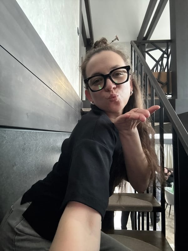 Person documents afternoon visit to modern Karsha location