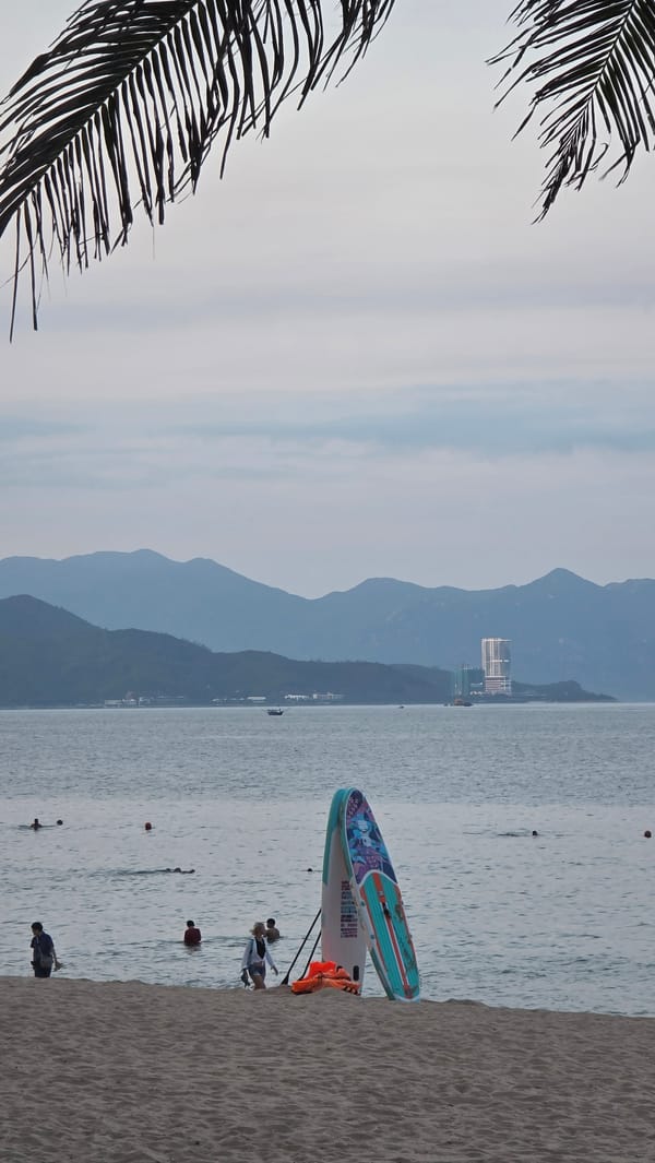 Morning scenes captured across Nha Trang's beaches and streets
