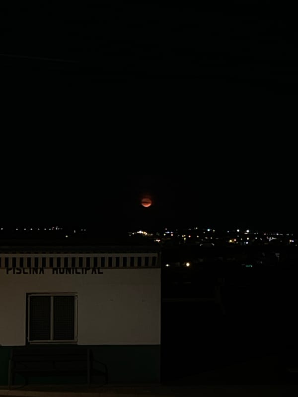 Lunar eclipse observed and documented in Rojales, Spain
