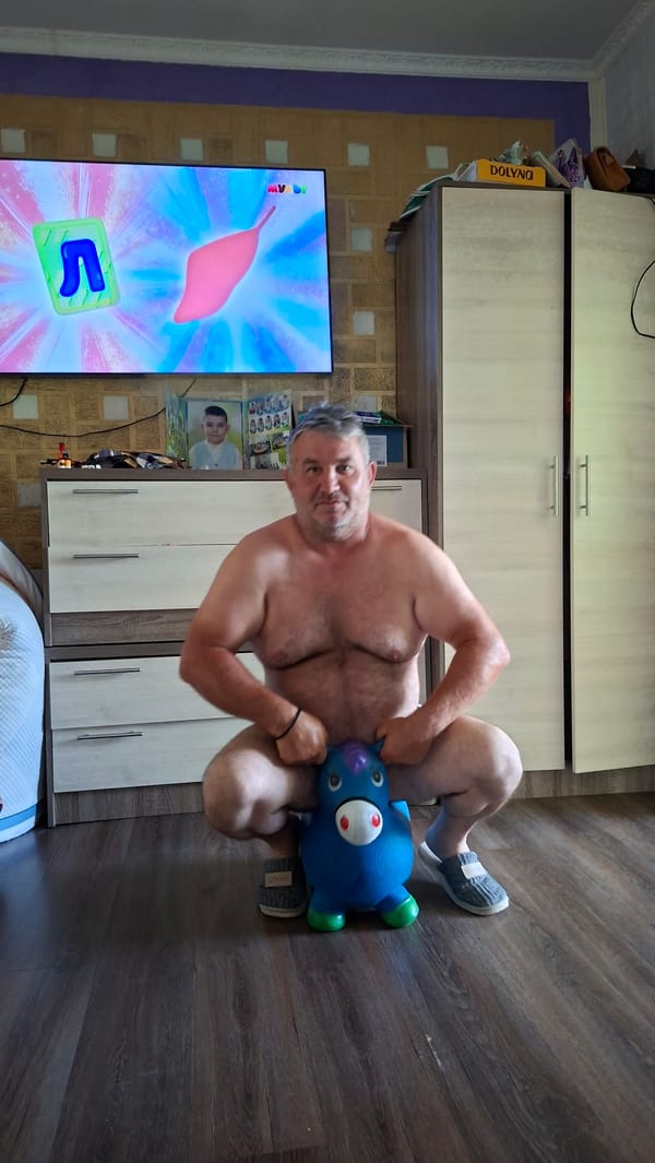 Relaxed morning at home in Moldova, cartoons and garden
