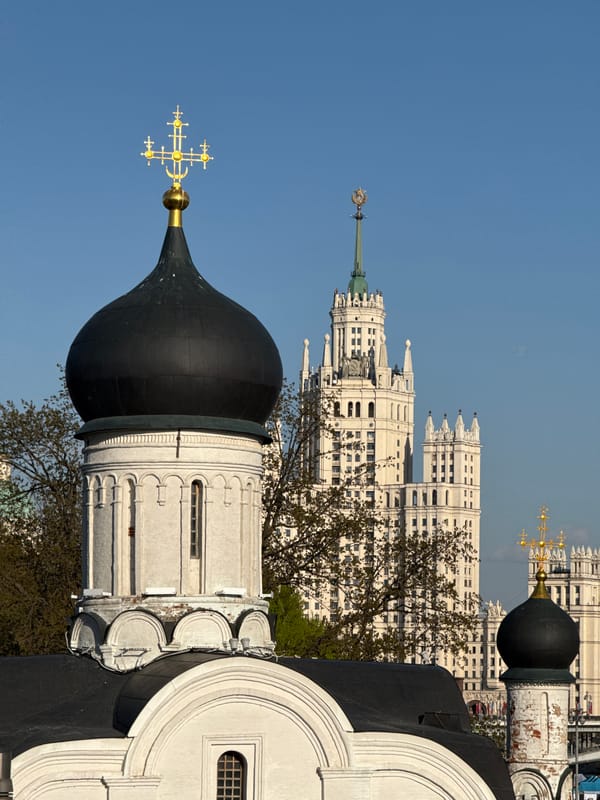 Afternoon scenes captured across Moscow's historic landmarks and public spaces