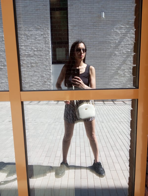 Morning selfies and daily routines documented across Russian cities