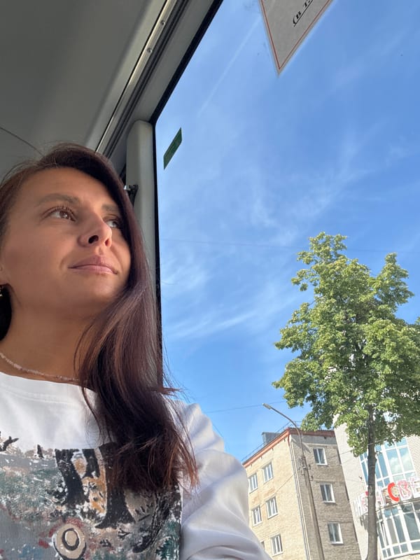 Woman's morning car journey documented in Chaikovsky, Russia