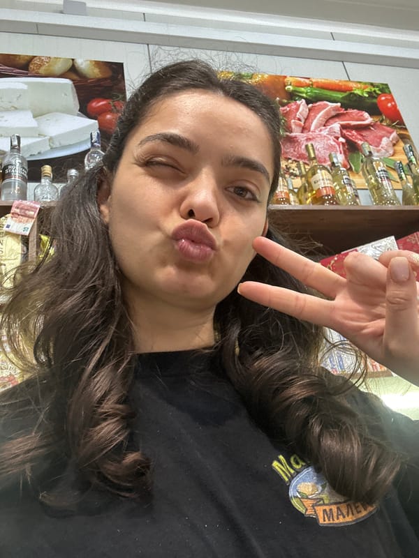 Selfie session inside a Malevo shop, multiple angles
