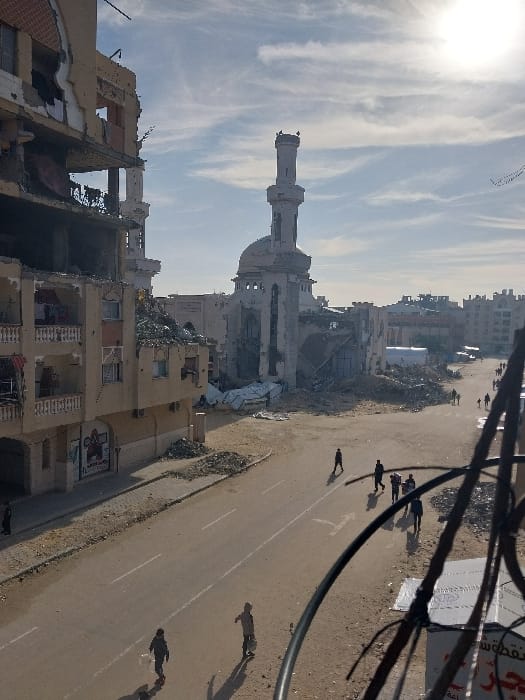 War damage and displacement documented in Khan Yunis