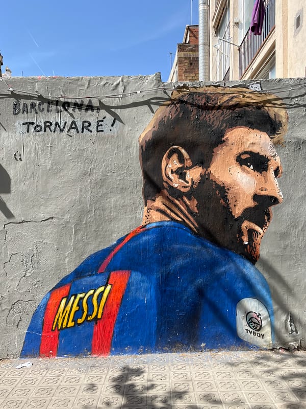 Messi street mural spotted in Barcelona