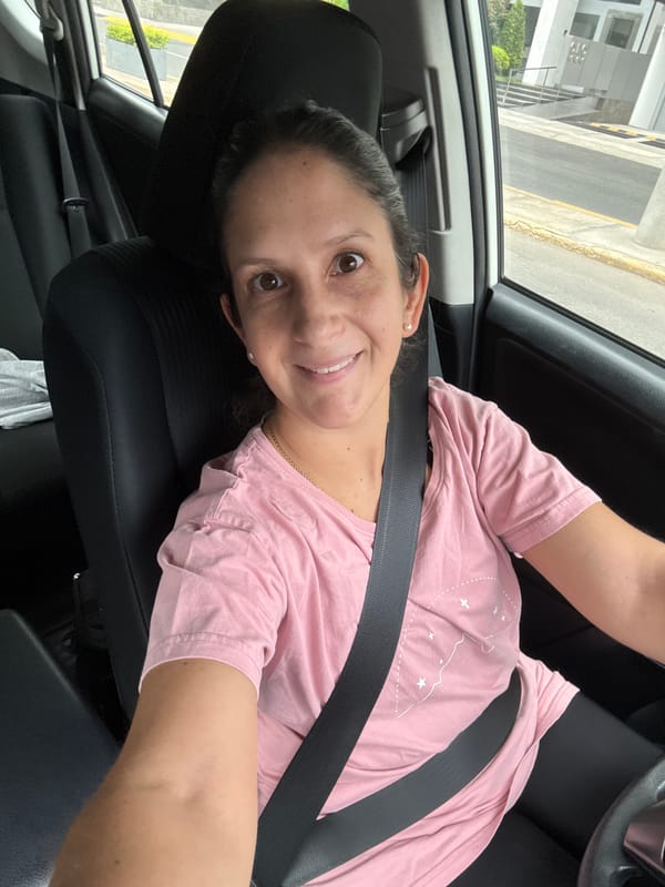 Woman takes selfies in car and elevator in Lima