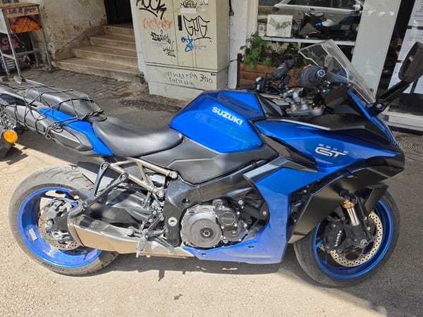 Routine morning scenes captured in Holon, Israel