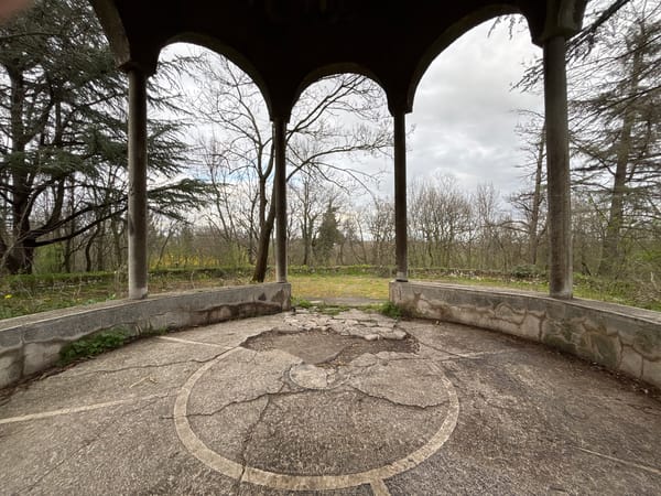 Abandoned gazebo spotted in Dimitrovgrad park