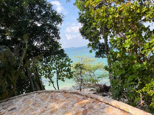 Tropical garden and ocean views at a private Kemujan retreat