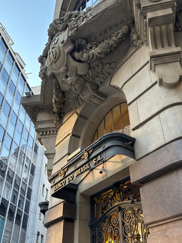 Downtown São Paulo: classical banking architecture meets dense urban streetscape