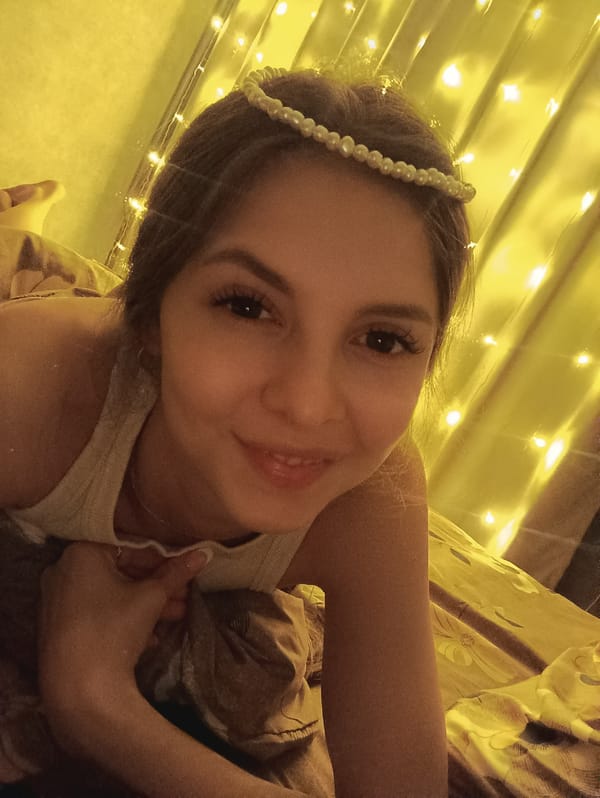 Woman photographed in bedroom over six-minute span