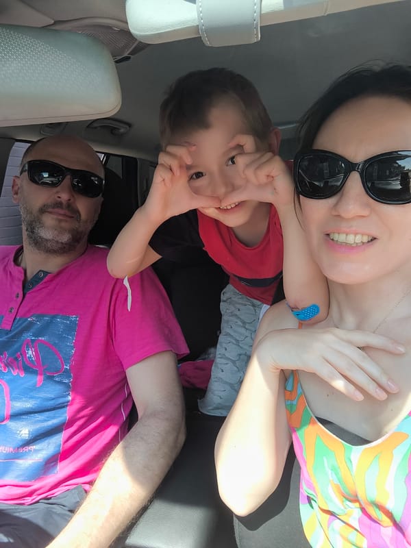 Vehicle selfie and hashtag graphic from Riga