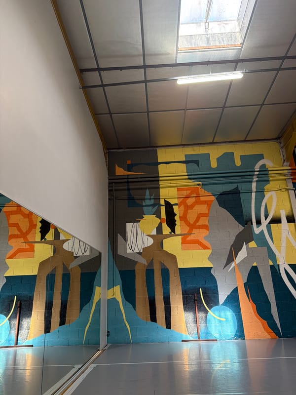 Morning scenes around Strasbourg: art, shadows, selfies, gas stations