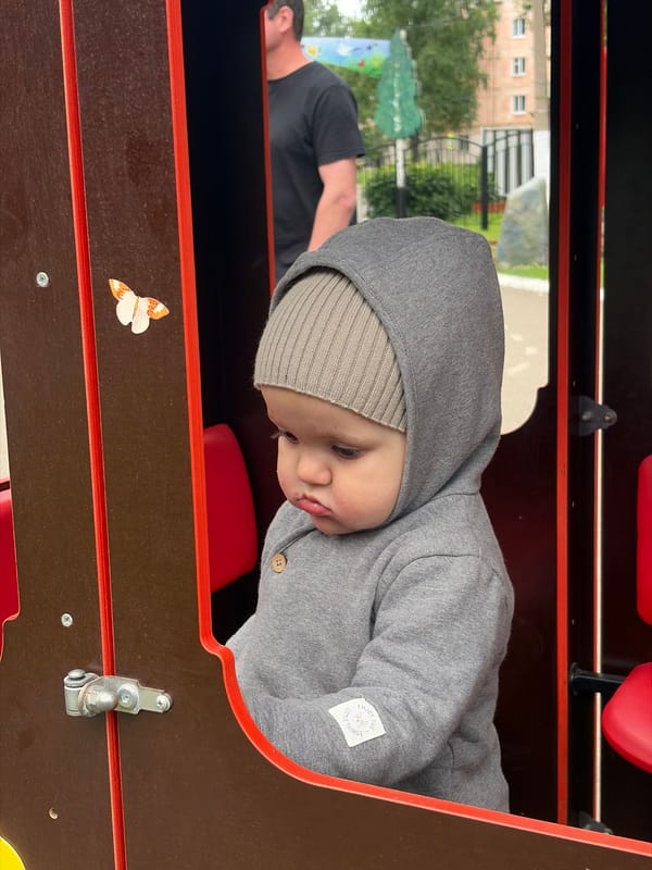 A casual morning exploring Chaikovsky's parks and amusements