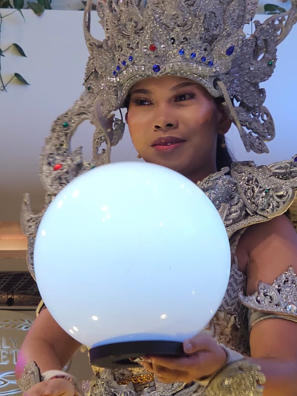 Traditional Balinese dance performance at Denpasar shopping mall