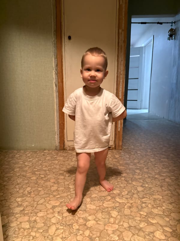 Children spotted in Russian villages during evening hours