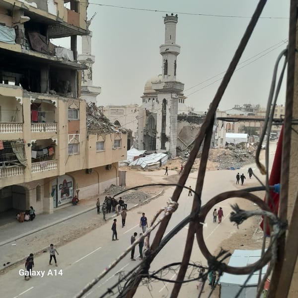 Widespread destruction and displacement documented in Khan Yunis