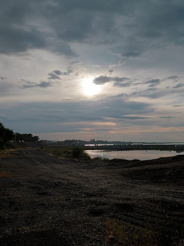 Roadside stop and relaxed afternoon at a Kazakhstan lakeside spot