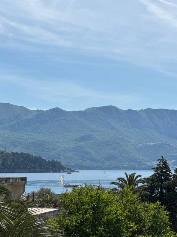 Morning gym session documented in coastal Budva, Montenegro