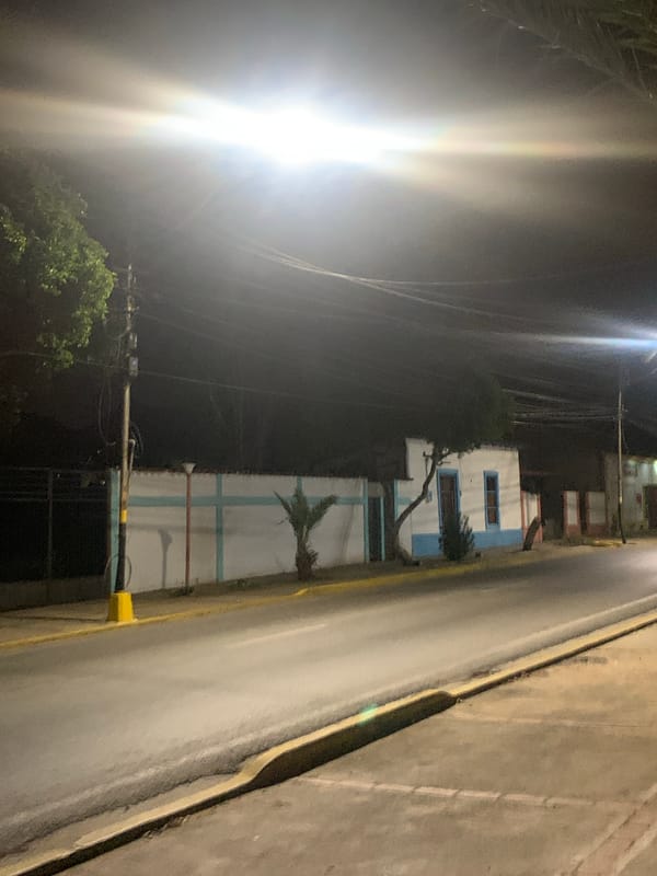 Nighttime street documentation across Venezuelan neighborhoods over 3.5 hours