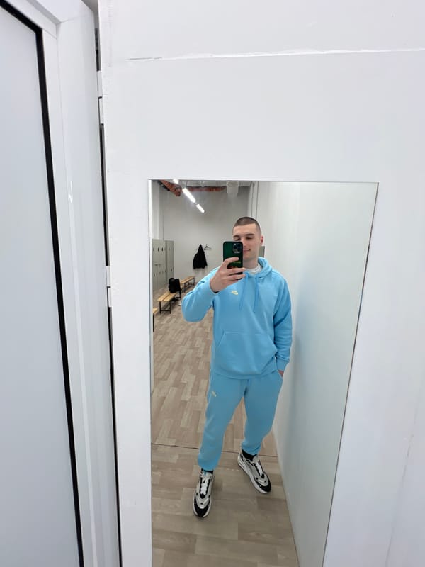 Gym selfies and workout sessions captured in Varna