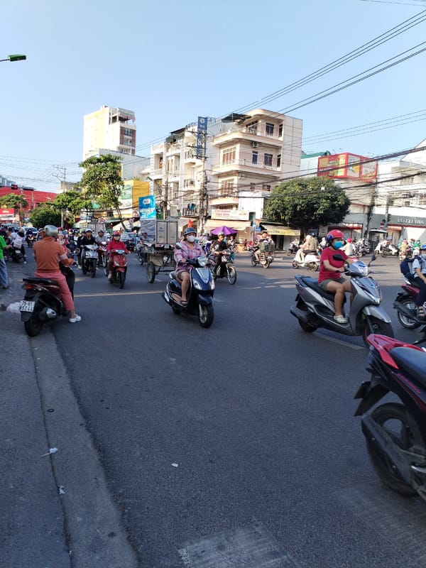 Morning scenes captured across Nha Trang: traffic, beach, church