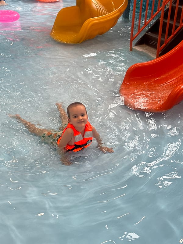 Morning at Fantasy Waterpark in Moscow