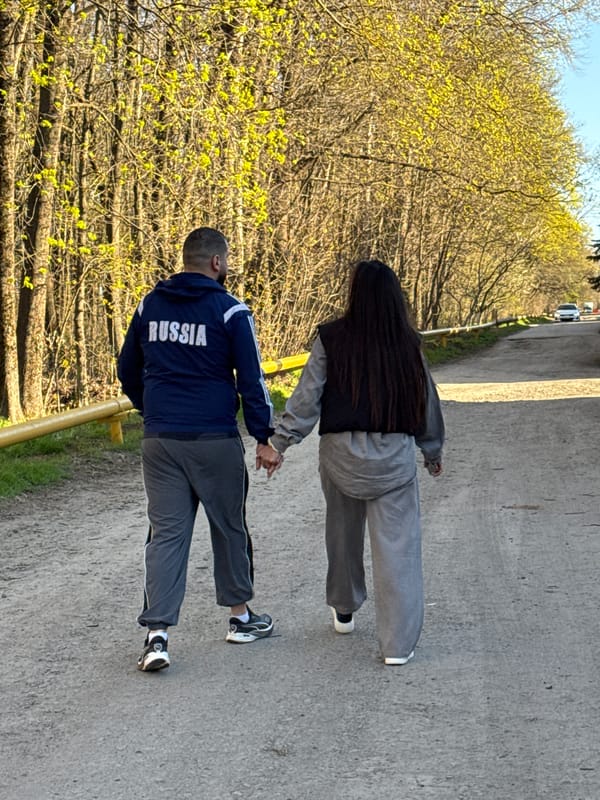 Spring park visit captured in Rostov-on-Don selfies and walkway scenes