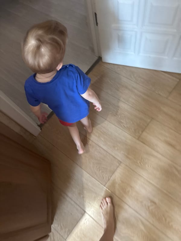 Child's indoor activities documented in Russian home