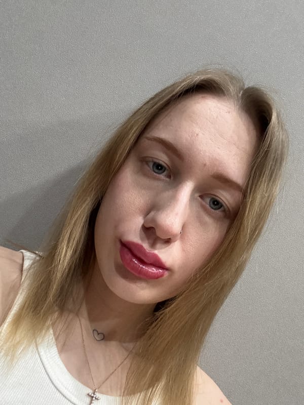 Woman takes selfies in Rostov-on-Don apartment