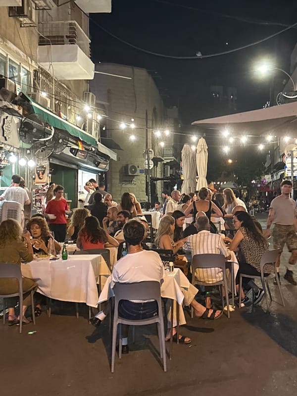 Tel Aviv night out: selfies, string lights, and dinner