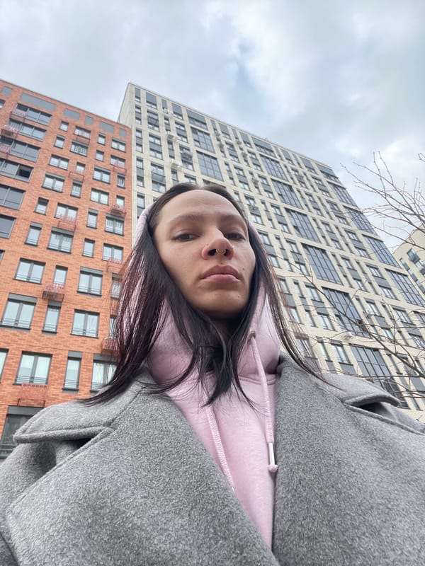Woman documents casual day with selfies in Izhevsk, Russia