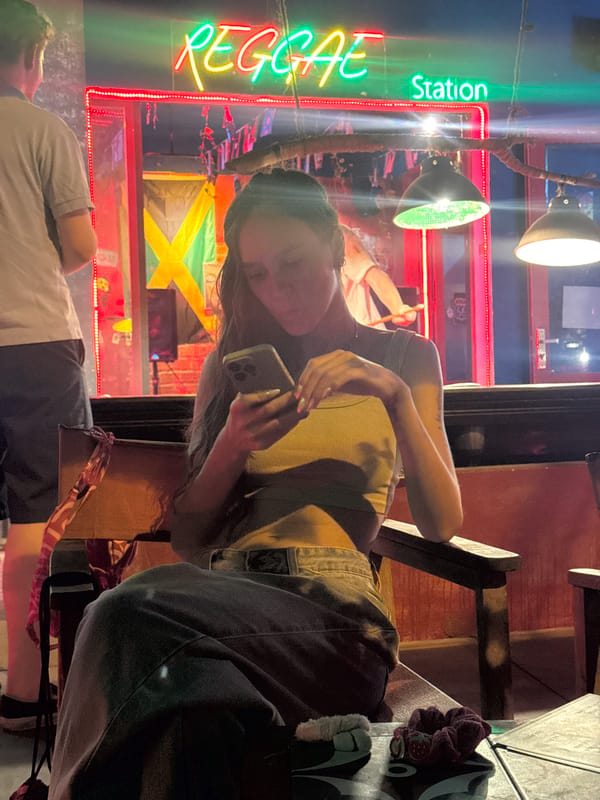 Customers gather at reggae-themed bar in Đà Nẵng