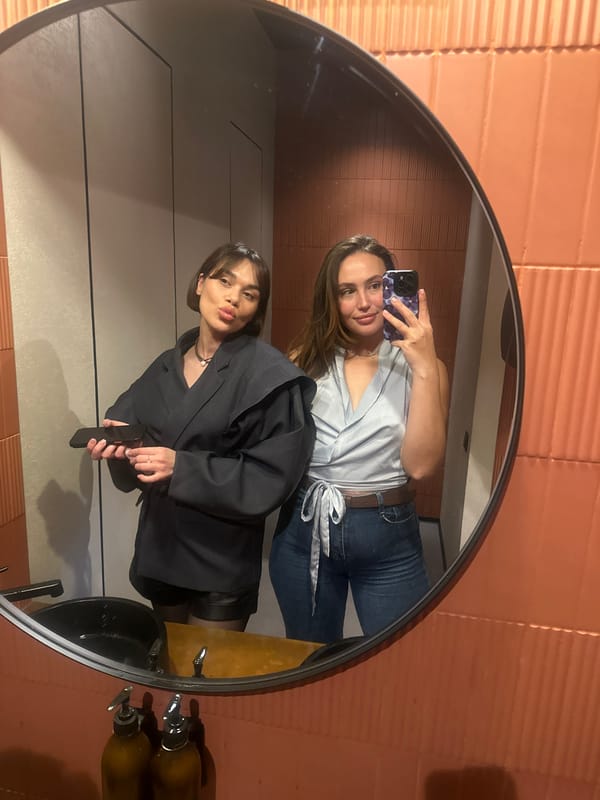 Two women capture mirror selfie in Surgut, Russia